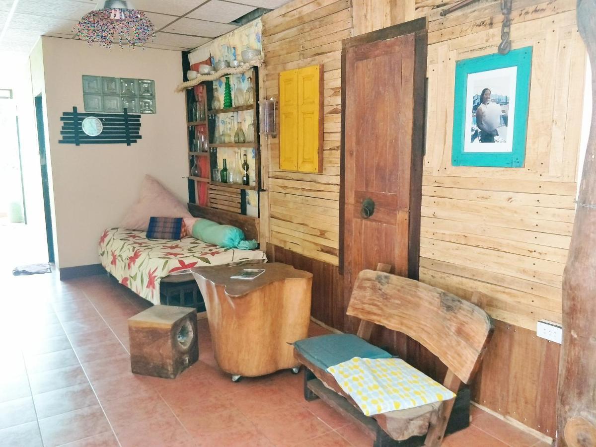 Baan Jaidee Guesthouse Trat Extérieur photo